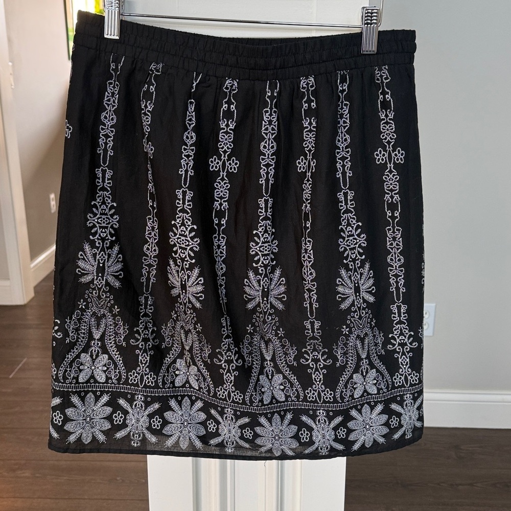 Axcess by Liz Claiborne Black Printed Drawstring Women's Skirt S - Picture 6 of 6